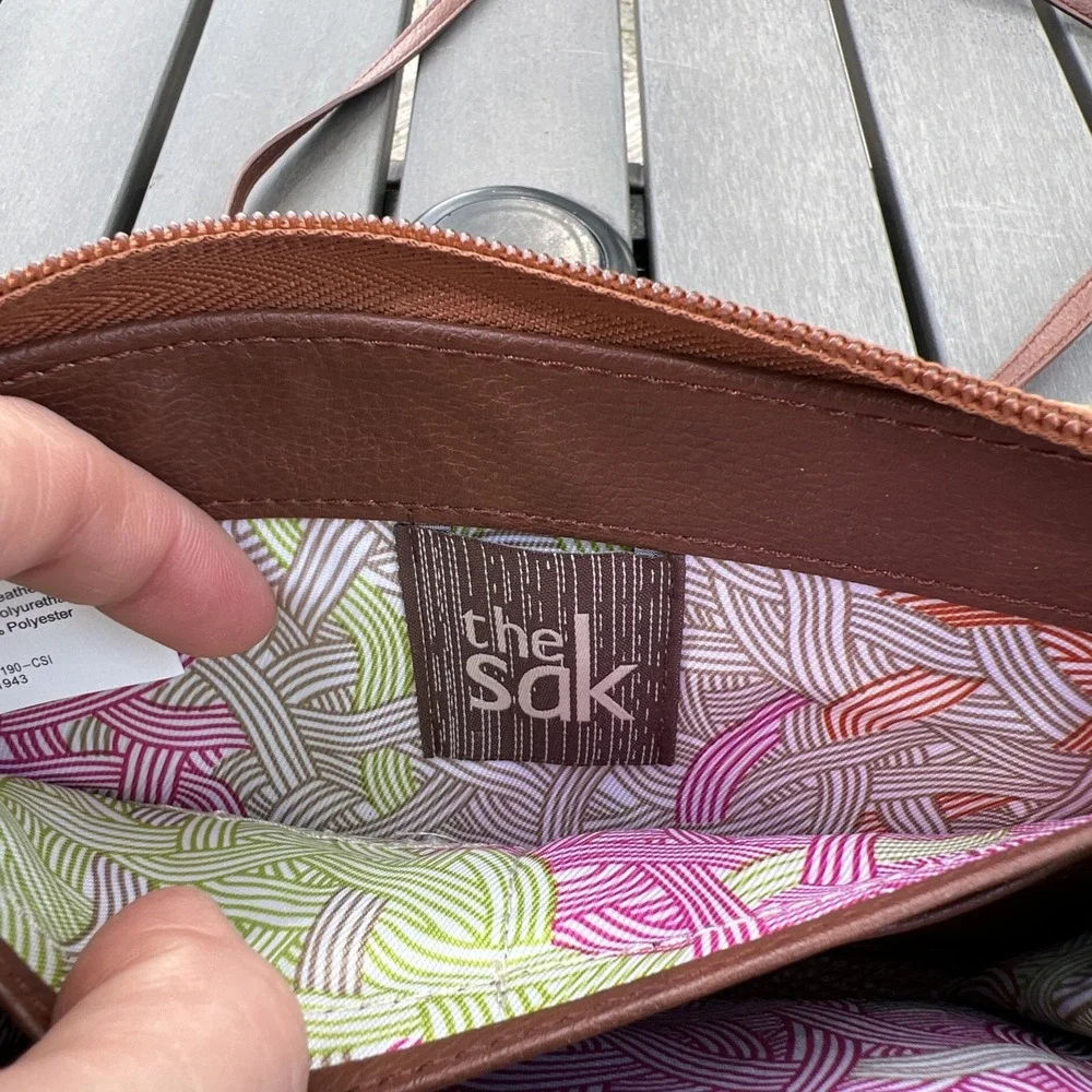 The Sak‎ Iris Crossbody Brass & Leather Brown Tan